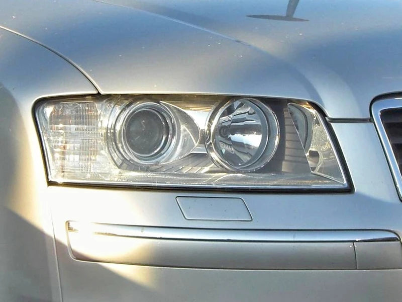 Audi A8 4E D3 Angel Eye O